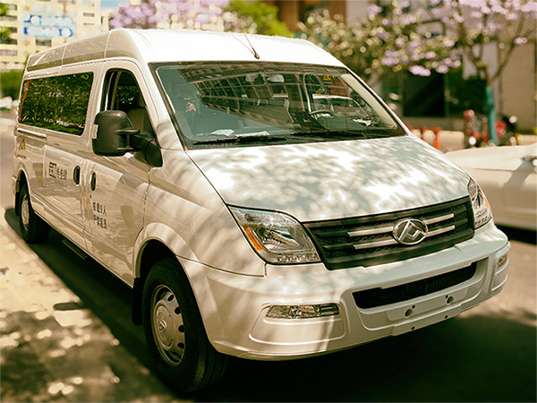 上汽大通 MAXUS V80 9座商务车