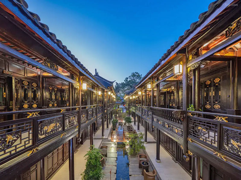 丽江多弗度假酒店