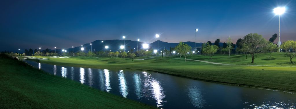 滇池高尔夫球场夜景
